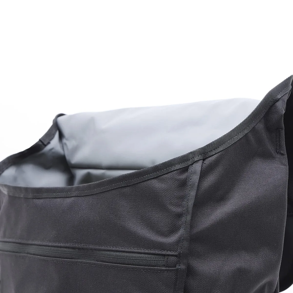 ワルシャワ 30L パック