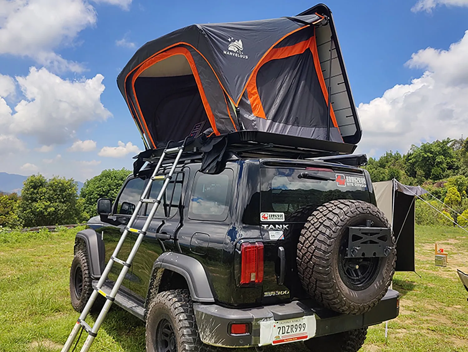2  People Aluminum Hard shell Car  Roof Top Tent  MOT-T800