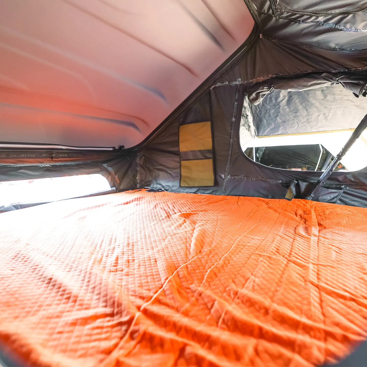 23Zero Armadillo X2 Right or Left Open (230HSARMX2R)