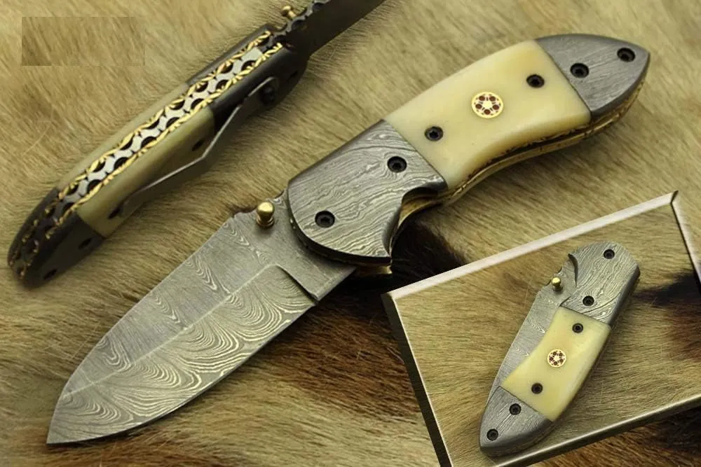 7 Inch Long Hand Forged Damascus Steel Folding Knife, Natural Bull Horn Scale with Damascus Bolster, Equipped with Liner Lock and Thumb knob, Cow Hide Leather Sheath