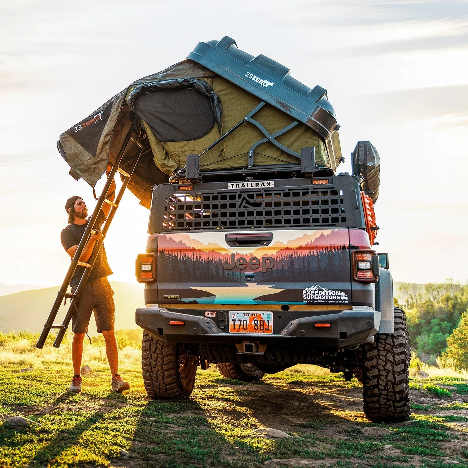 Armadillo X2/X3 | Hardshell Roof Top Tent | 23ZERO