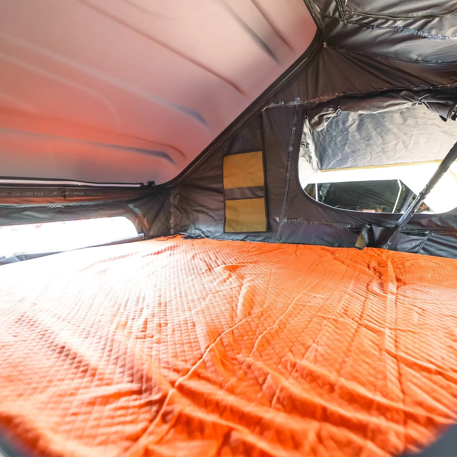 Armadillo X2/X3 | Hardshell Roof Top Tent | 23ZERO