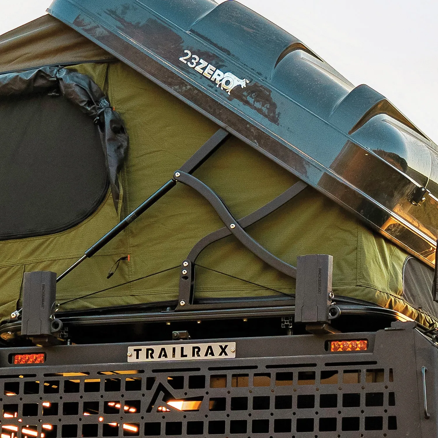 Armadillo X2/X3 | Hardshell Roof Top Tent | 23ZERO