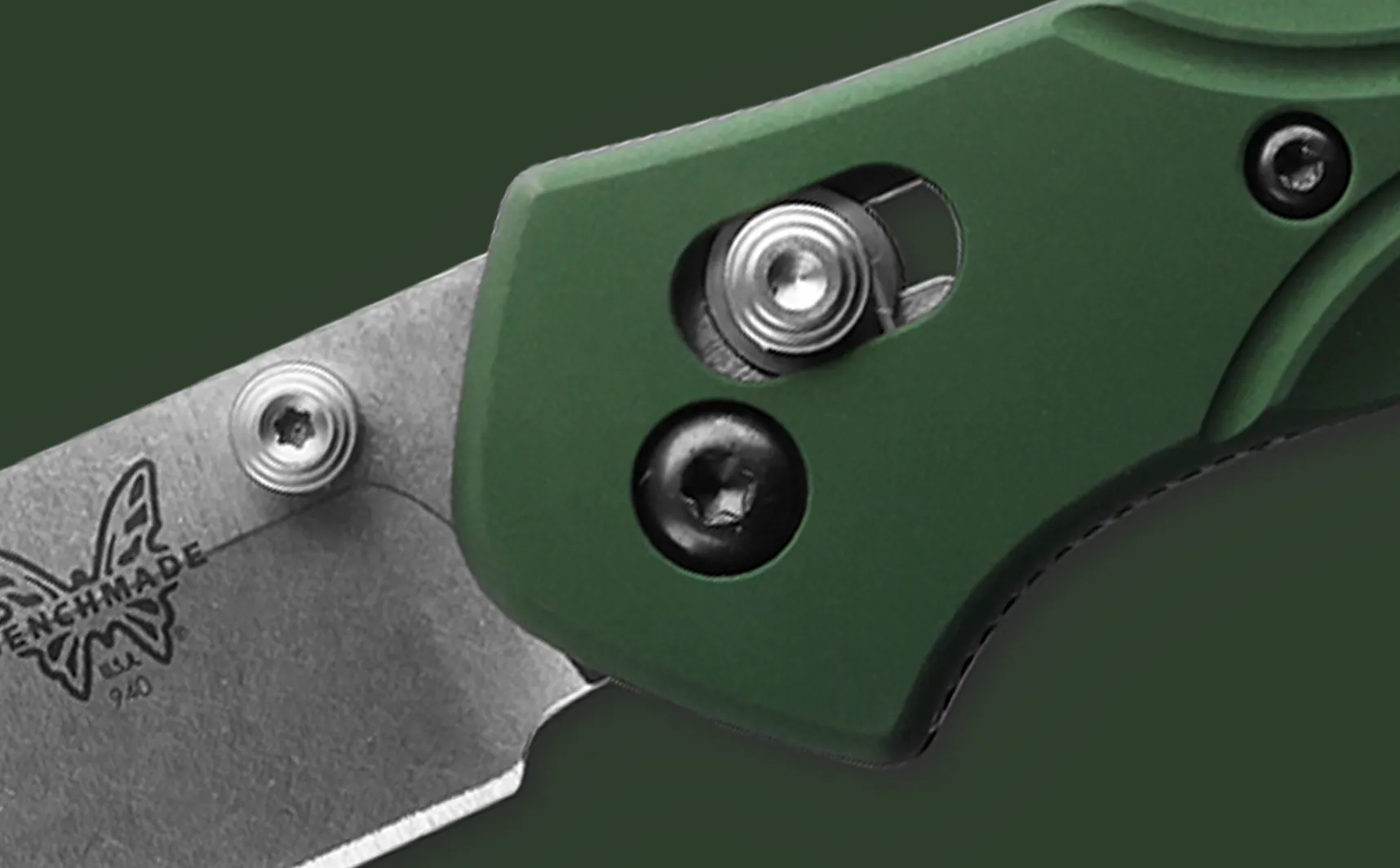 Benchmade 940 Plain Edge 3.4" Green Aluminum Folding Pocket Knife