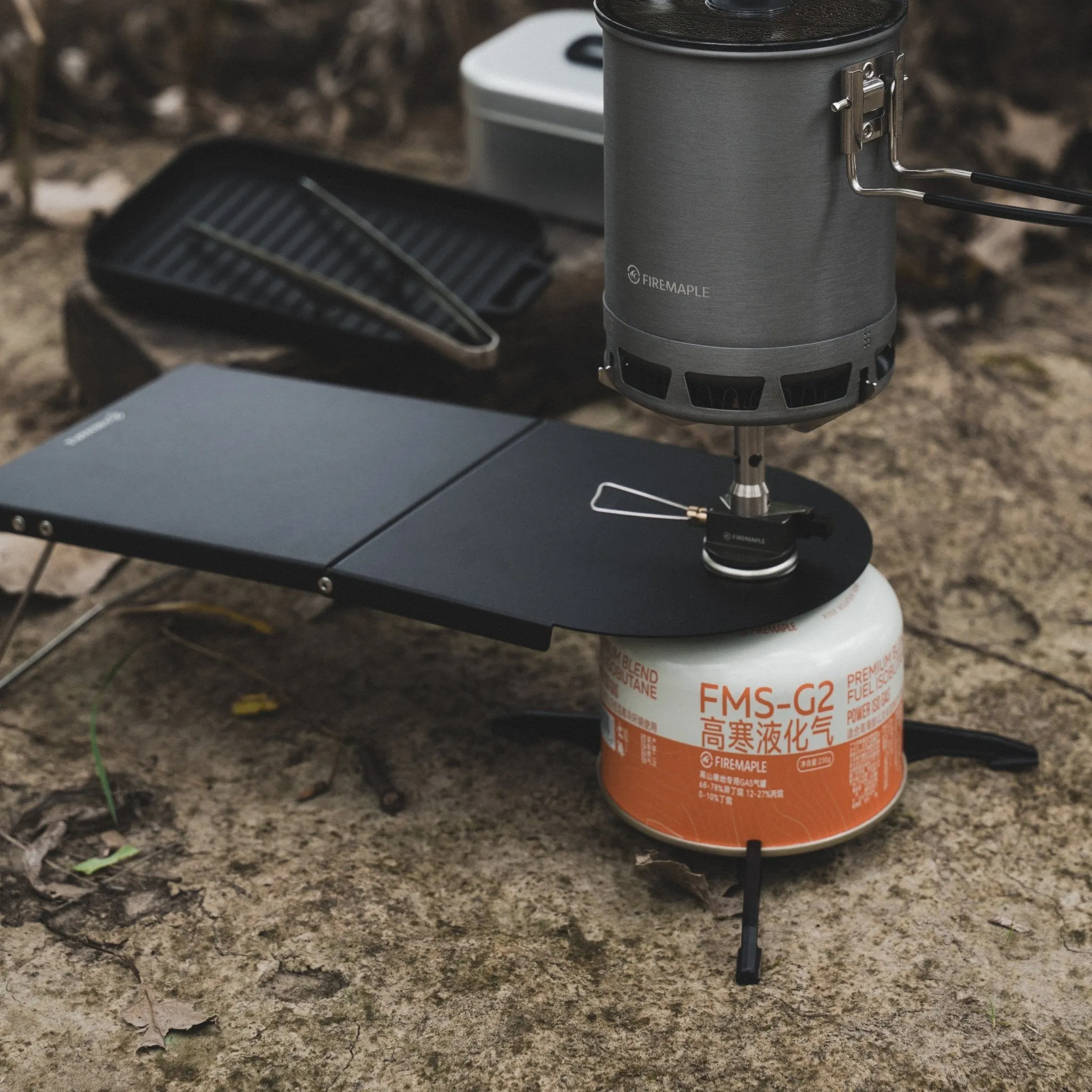 Bundle: Petrel set   Petrel table