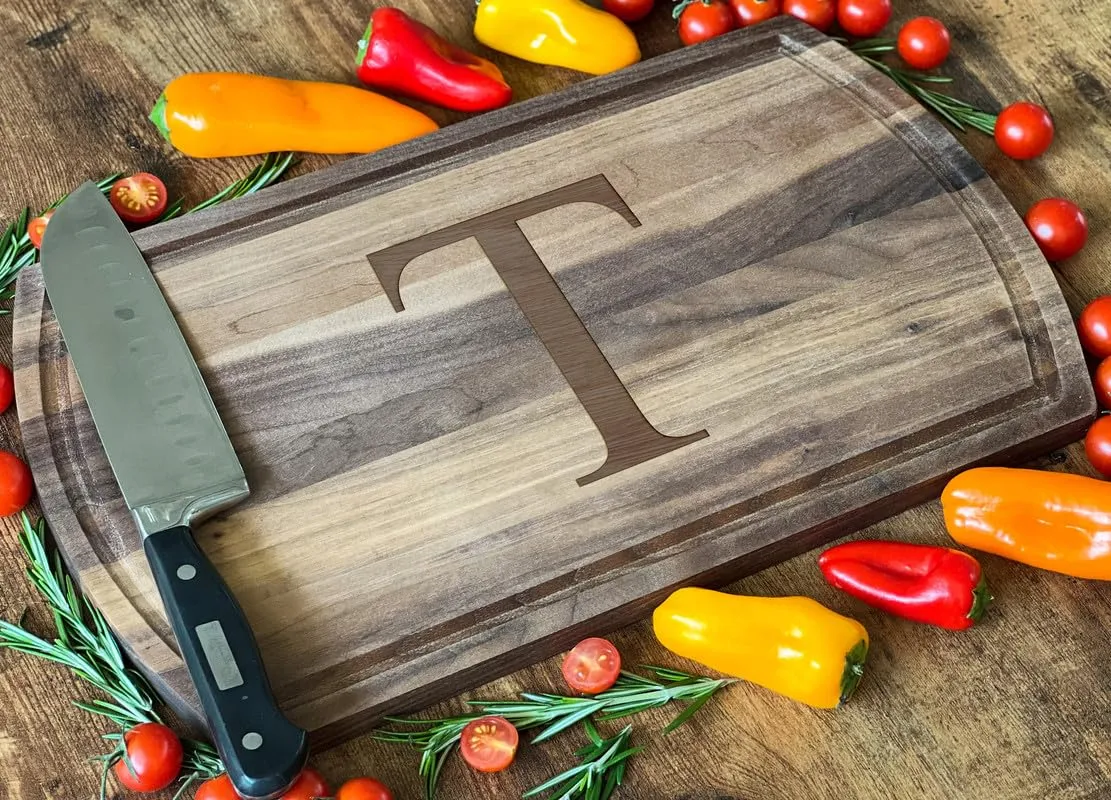 Dark Walnut Cutting Board with Initial T Engraving for a Personalized Gourmet Cooking Experience