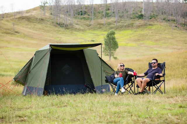 OZTRAIL Fast Frame 6 Person Tent