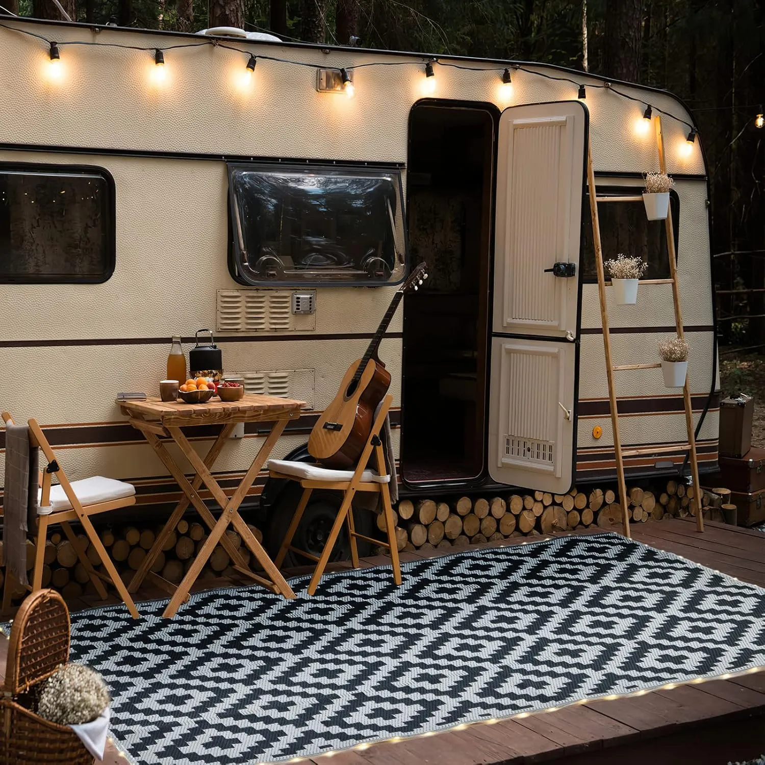URBEST Outdoor Camping Mats Rugs Reversible Waterproof RV Deck Porch Plastic Rugs Led Illuminated Patio Mat Black-White 9x12 Feet