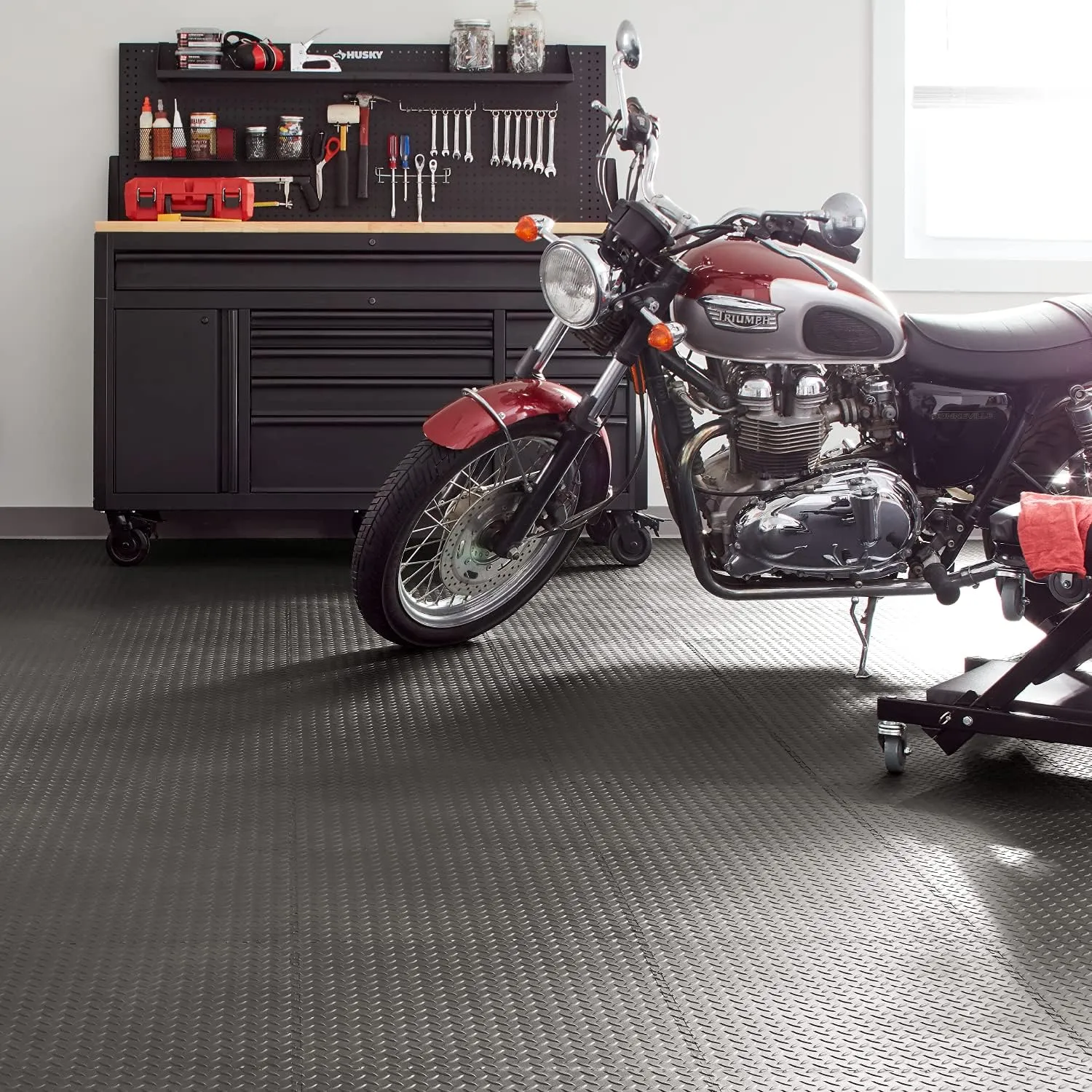 VersaTex Garage Floor 18 x 18 inch Square Rubber Diamond Plate Interlocking Floor Tiles for Home Gym, Garage Flooring, Trade Show Flooring, Basement Tiles, 8 Pack (Black)