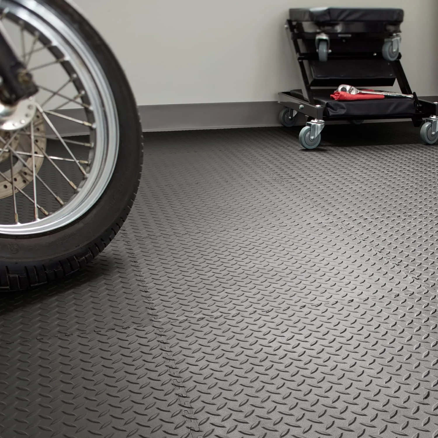 VersaTex Garage Floor 18 x 18 inch Square Rubber Diamond Plate Interlocking Floor Tiles for Home Gym, Garage Flooring, Trade Show Flooring, Basement Tiles, 8 Pack (Black)
